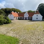 In Historic Manor By The Limfjord דירה *