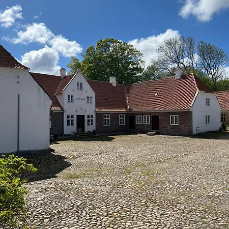 In Historic Manor By The Limfjord Thyholm