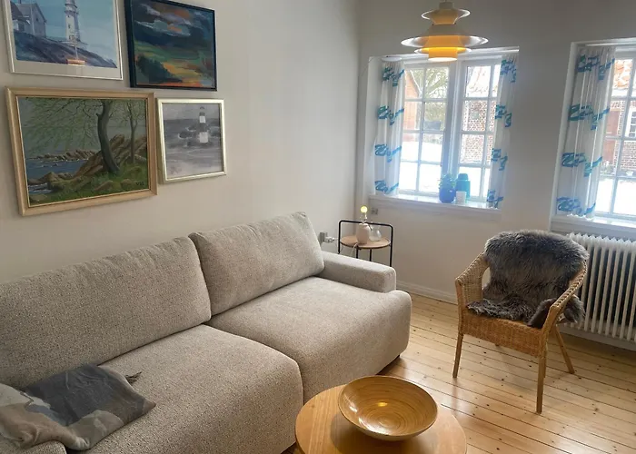 In Family-owned, Historic Manor Апартаменты *