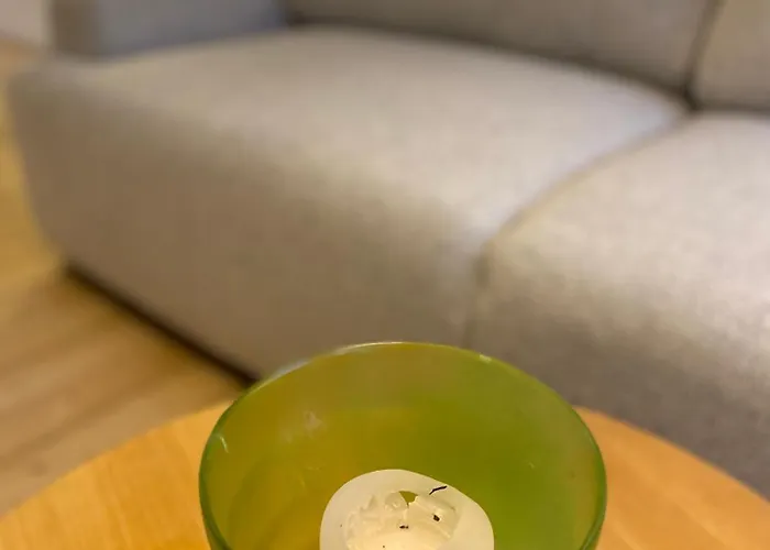 In Family-owned, Historic Manor Апартаменты *