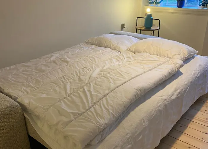 Апартаменты In Family-owned, Historic Manor *