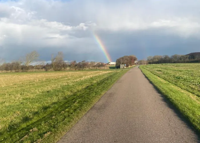 In Family-owned, Historic Manor Апартаменты